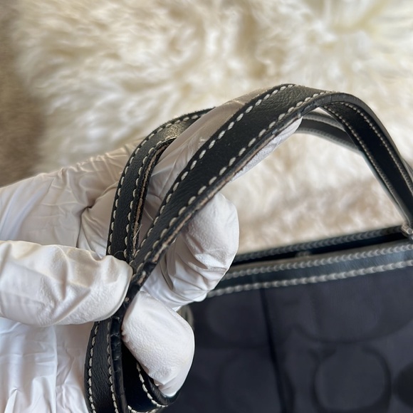 Coach Black Stripe Signature Bag - Picture 3 of 16